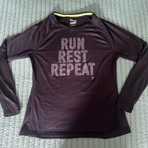 Old Navy Women's Purple Long Sleeve Tee